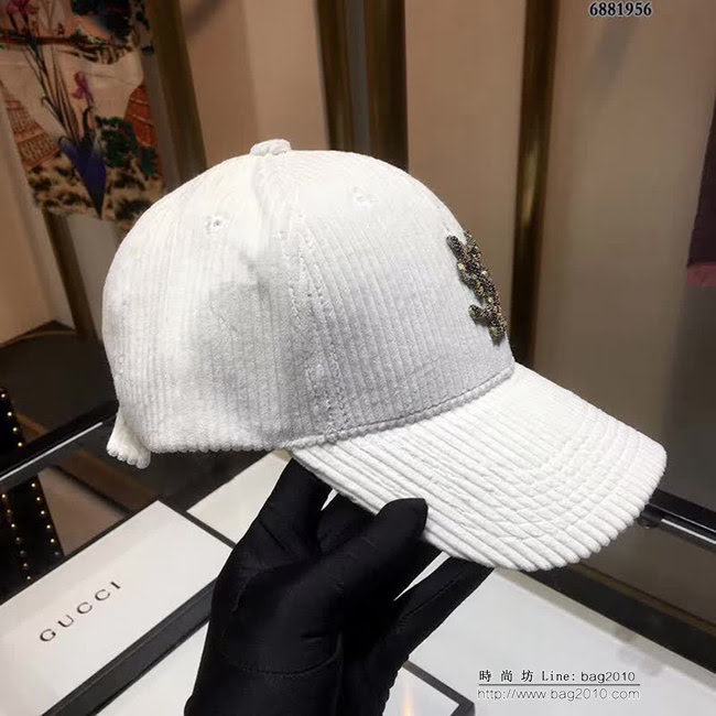 YSL聖羅蘭 跑量款 2018秋冬新款棒球帽 燈芯絨鴨舌帽 6881956 LLWJ6768